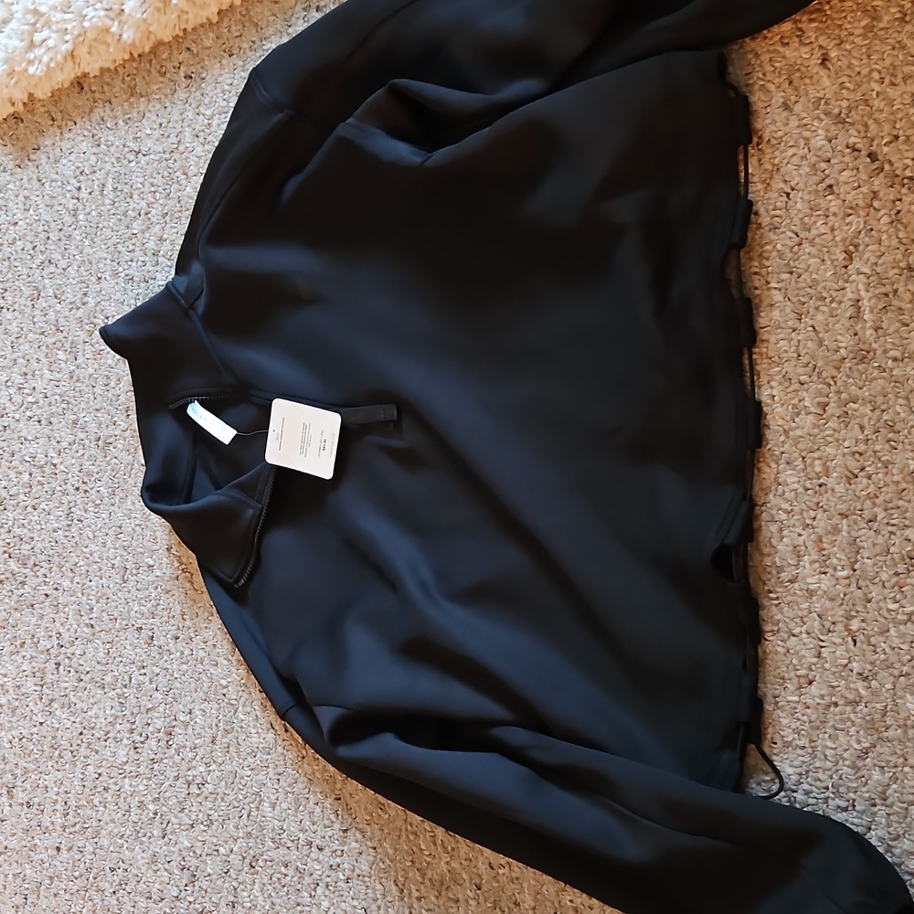 NWT Fabletics Black Cropped Drawstrong Pullover